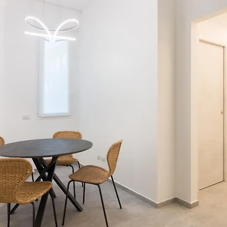 Gioia - Sopra La Metro Sondrio Апартаменты